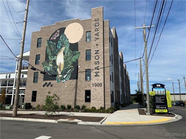 Condo for sale in Richmond