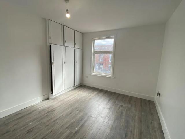 Apartment for rent in Wortley, West Yorkshire
