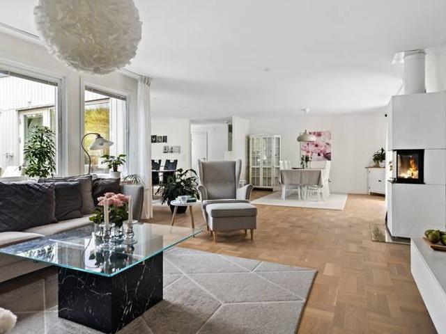 Villa till salu i Vallentuna, Stockholm