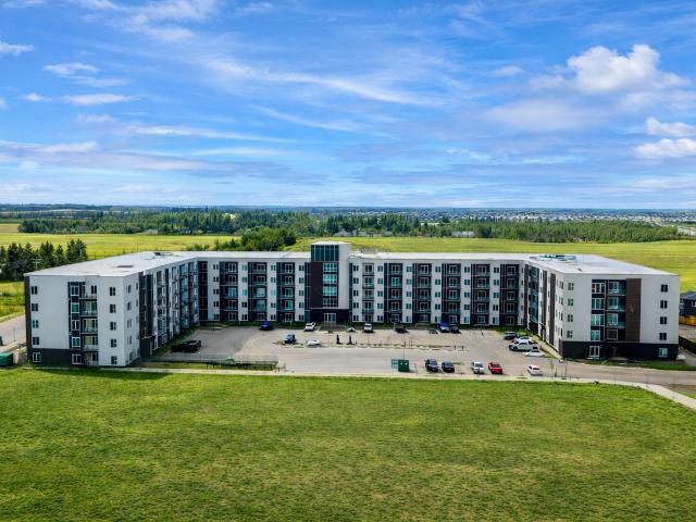Apartment for rent in Wedgewood, Alberta
