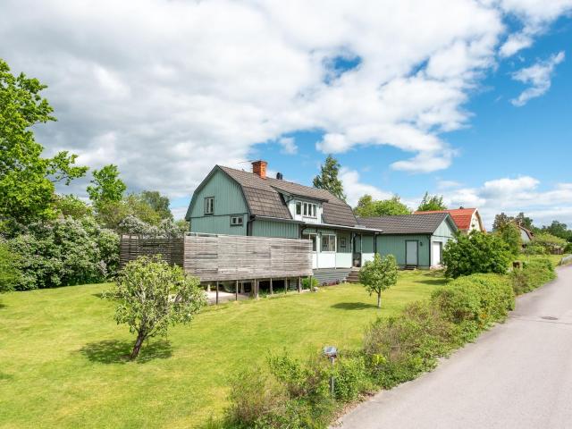 Villa till salu i Kumla, Örebro