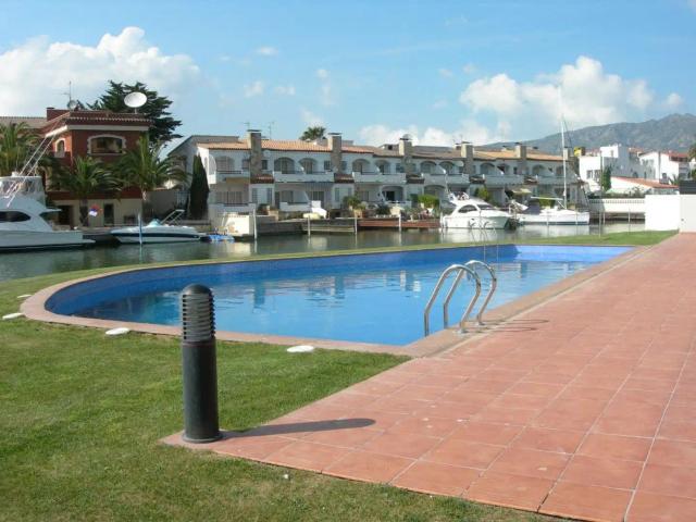 Apartamento en alquiler en Santa Margarida, Alt Empordà