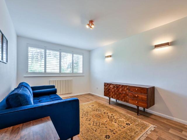 Apartment for rent in Charlotteville, Westborough