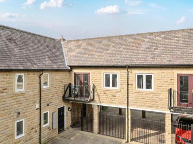 House for sale in Harrogate, North Yorkshire