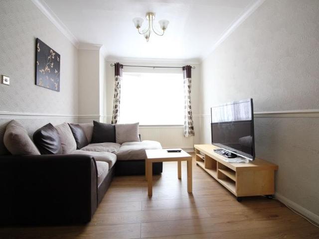 Apartment for rent in Hayes, Greater London