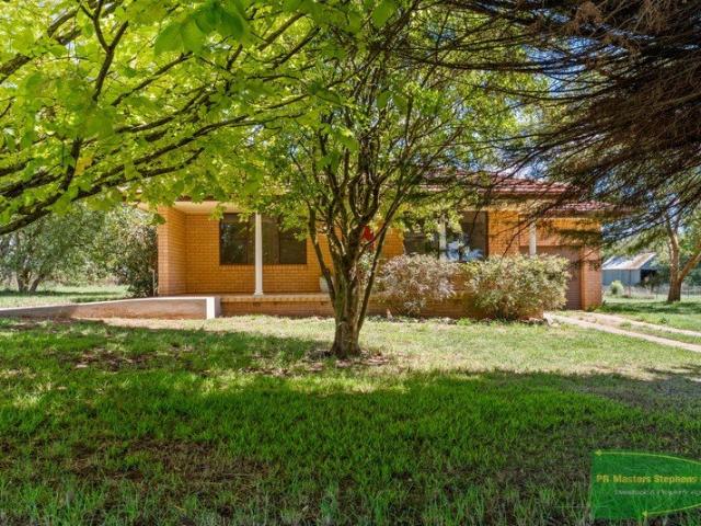 Cottage for sale in Hobbys Yards, New South Wales