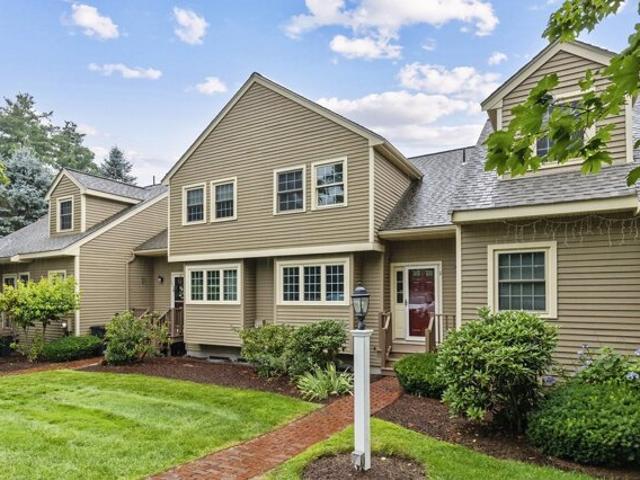 Condo for sale in Hopkinton, Middlesex County