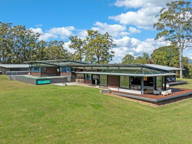 Cottage for sale in Beechmont, Queensland