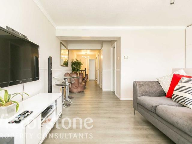 House for rent in Ratcliffe, Shadwell