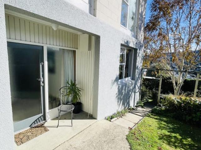 Apartment for rent in Otakou