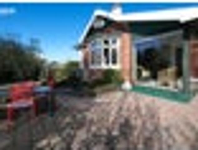 House for rent in Otakou
