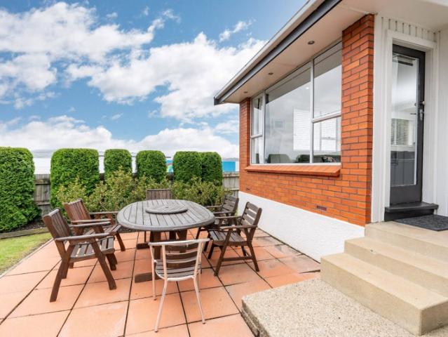 House for rent in Otakou