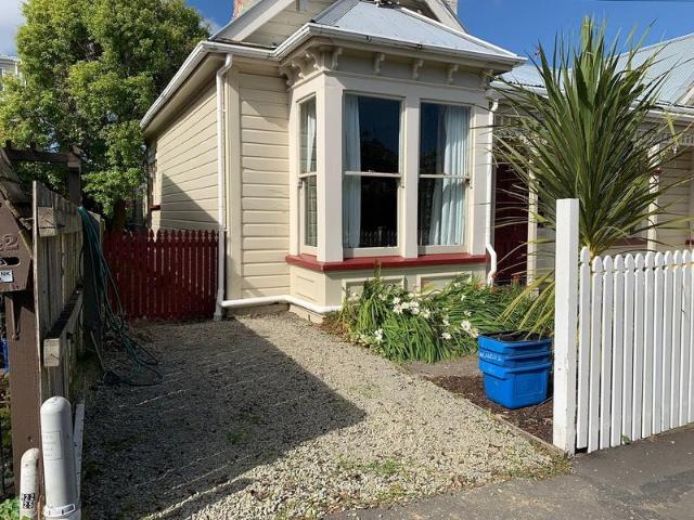 House for rent in Otakou