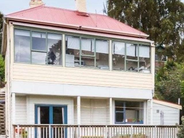 Apartment for rent in Otakou