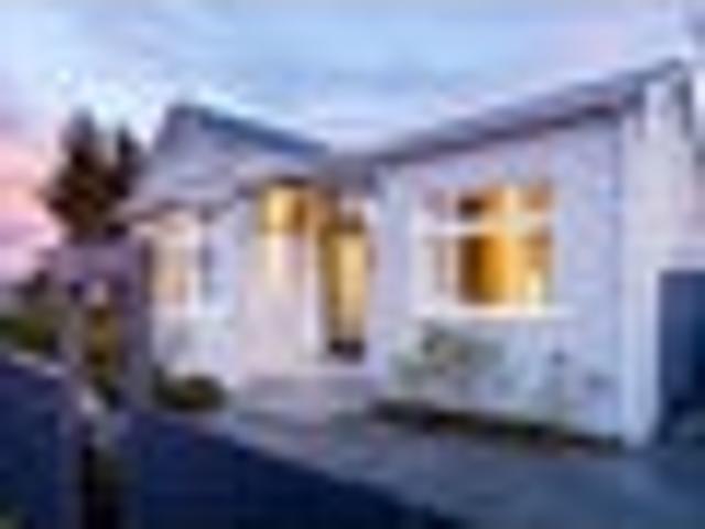 House for rent in Otakou