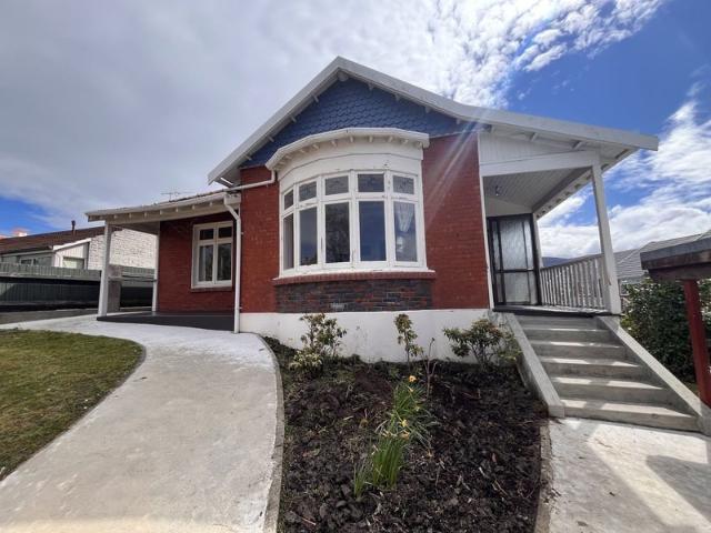 House for rent in Otakou