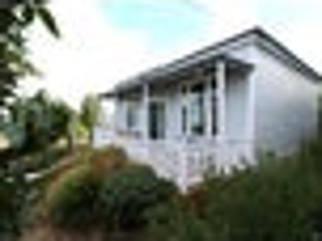 House for rent in Otakou
