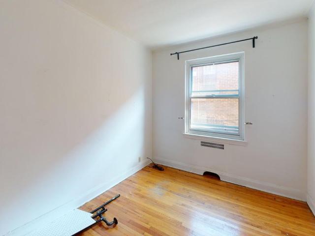 Apartment for rent in St. Leonard's, Quebec