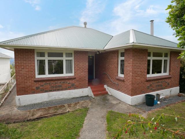 House for rent in Otakou