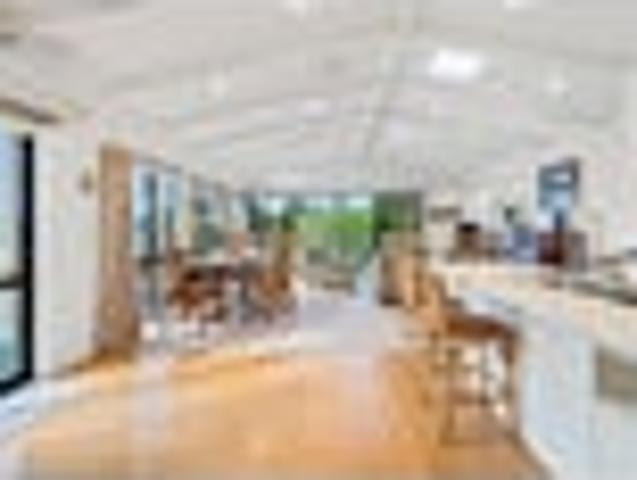 House for sale in Otakou