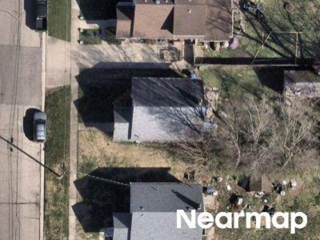 House for sale in Roselawn, Ohio