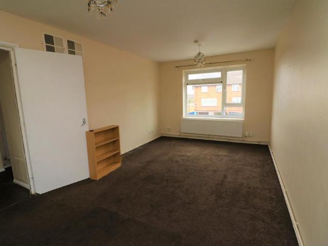 Apartment for rent in Farley Hill, Spring Park