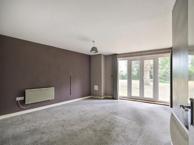 Apartment for rent in Shinfield