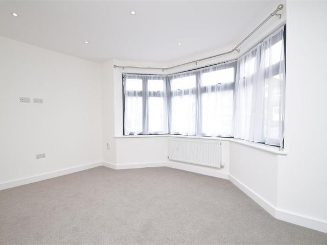 House for rent in Kingsbury, Greater London