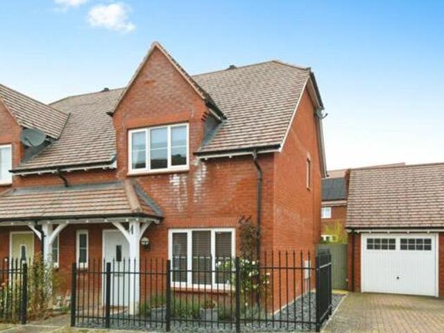 House for sale in Swindon