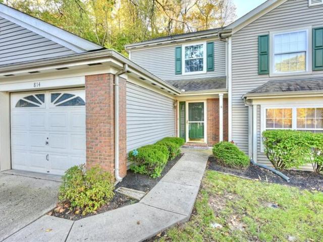 House for sale in Bellevue, Kentucky