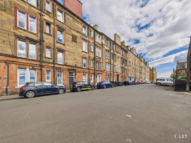 Apartment for rent in Hillside, Leith