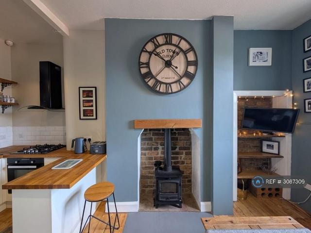 Apartment for rent in Hillside, City of Edinburgh