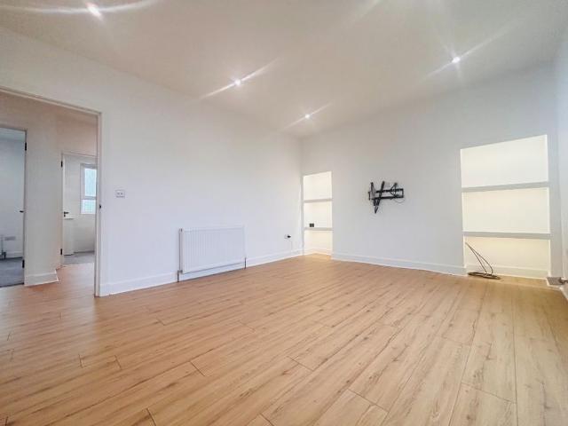 Apartment for rent in Quarriers Village, Scotland