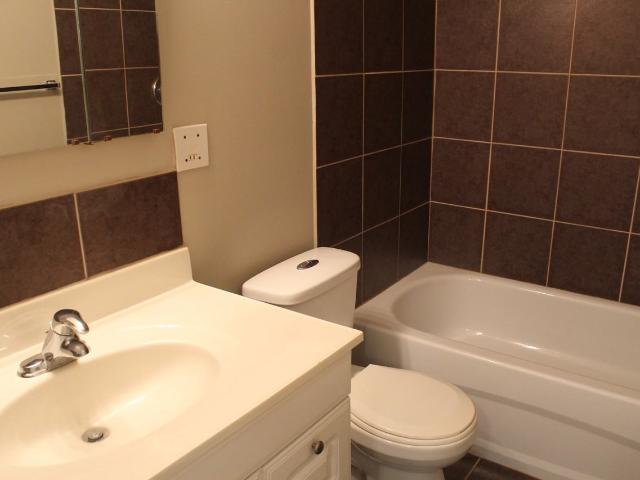 Apartment for rent in Wedgewood, Alberta
