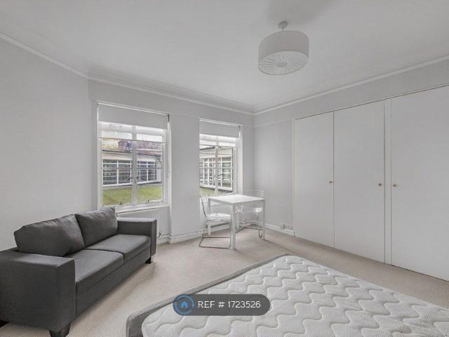 Apartment for rent in Marylebone, Greater London