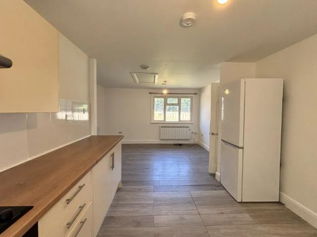 House for rent in Pouchen End, Hertfordshire