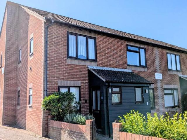 Apartment for rent in Littlecote, West Sussex