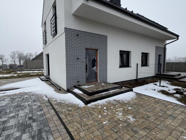 Dom na sprzedaż w Rostworowo, Wielkopolskie