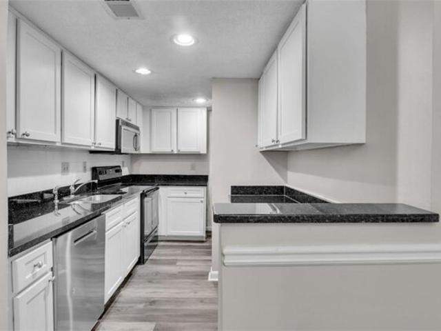 Condo for sale in Sandy Springs, Georgia