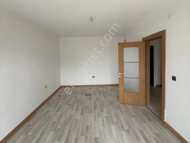 Esenler, İstanbul içerisinde kiralık mülk