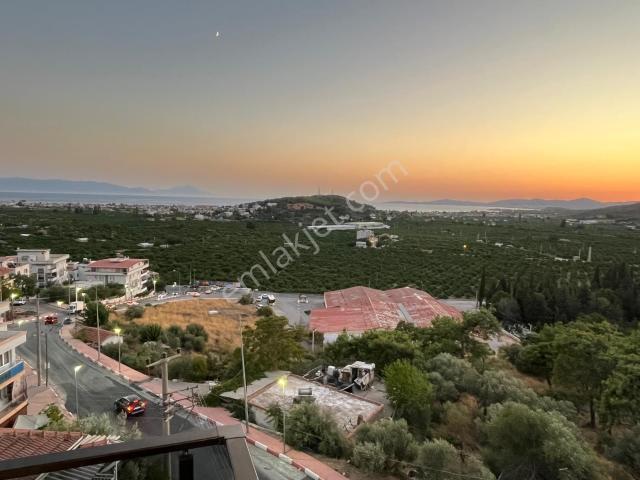 Gümüldür Fevzi Çakmak Mahallesi, Menderes içerisinde kiralık mülk