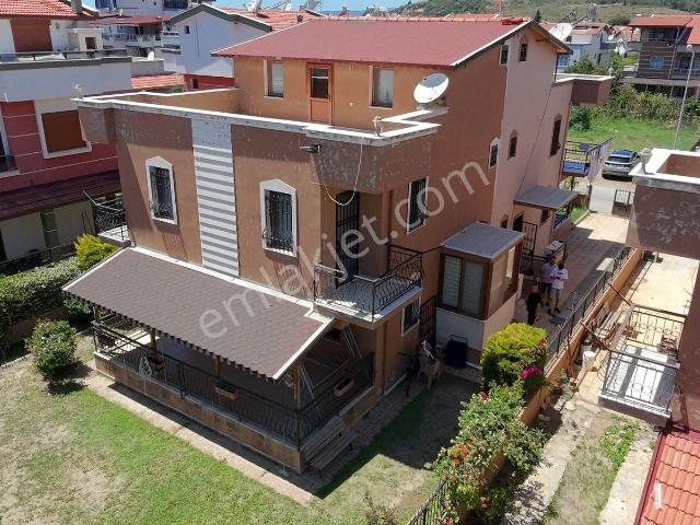 Menderes, İzmir içerisinde kiralık Villa