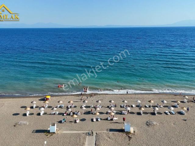 Gümüldür İnönü Mahallesi, Menderes içerisinde satılık Villa