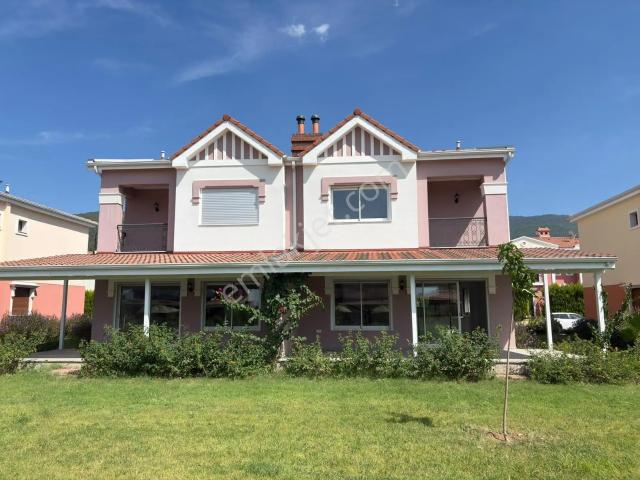 Menderes, İzmir içerisinde satılık Villa