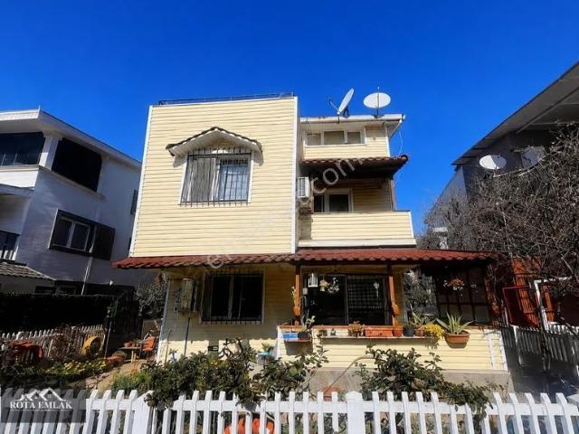 Menderes, İzmir içerisinde satılık Villa