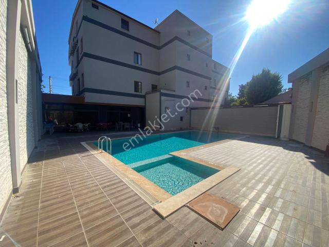 Menderes, İzmir içerisinde kiralık mülk