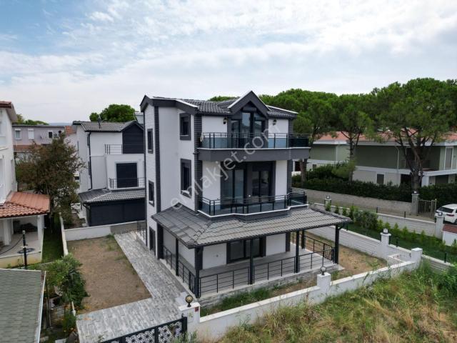 Ayvalik, Balikesir içerisinde satılık Villa