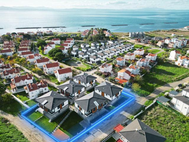 Ayvalik, Balikesir içerisinde satılık Villa