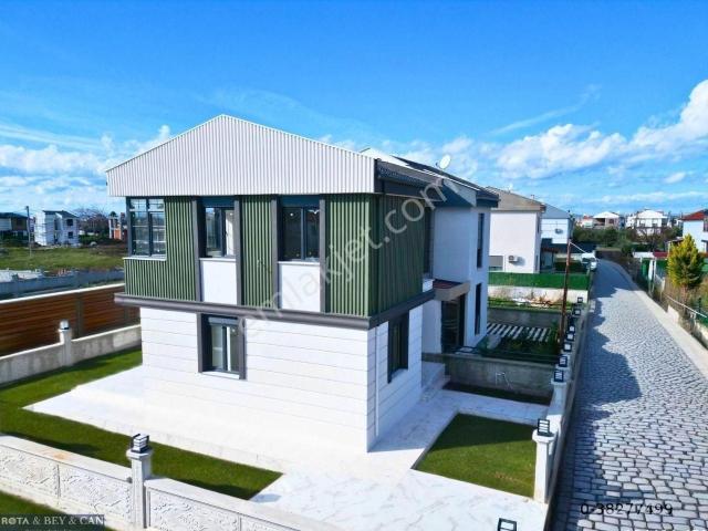 Ayvalik, Balikesir içerisinde satılık Villa