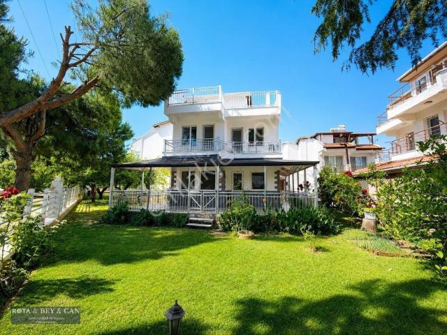 Ayvalik, Balikesir içerisinde satılık Villa